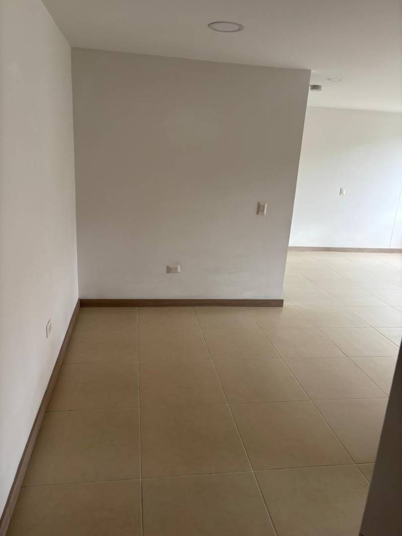 Apartamento en venta en Las Lomitas, Sabaneta · foto 5 de 16
