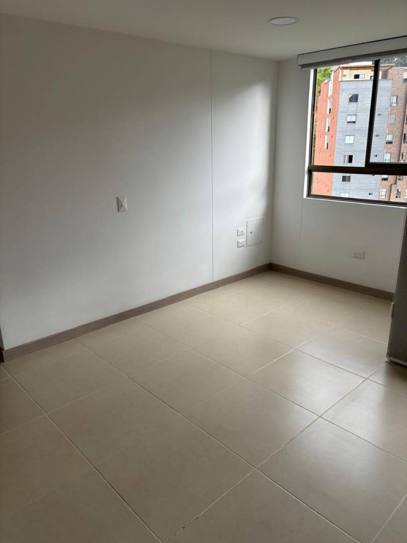 Apartamento en venta en Las Lomitas, Sabaneta · foto 7 de 16