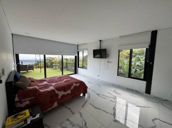 Casa de 4 alcobas en venta en Acopi, Yumbo, 270 m² · foto 12 de 17