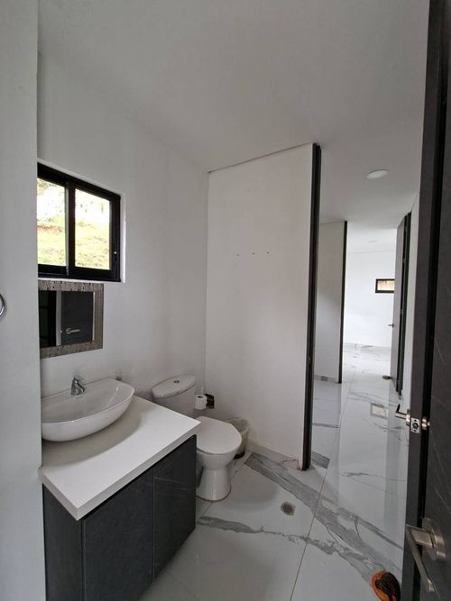 Casa de 4 alcobas en venta en Acopi, Yumbo, 270 m² · foto 16 de 17