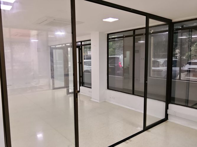 Oficina en arriendo en La Aguacatala, Medellín, 62 m² · foto 10 de 14