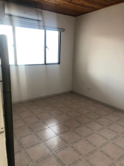 Casa de 3 alcobas en venta en Ricaurte, Ricaurte, 98 m² · foto 6 de 10