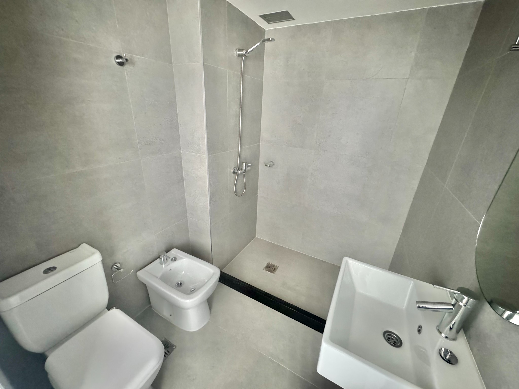 Venta de apartamento de 1 dormitorio a estrenar en Centro - Widok 5
