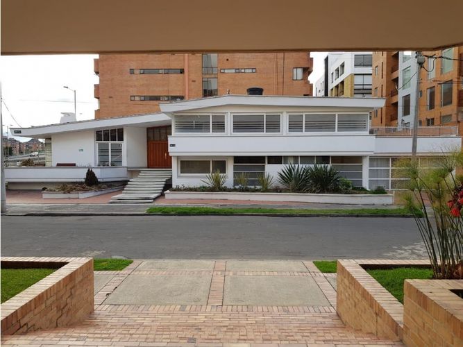 Casa de 7 alcobas en venta en Chico Norte, Bogotá, 860 m² · foto 11 de 20