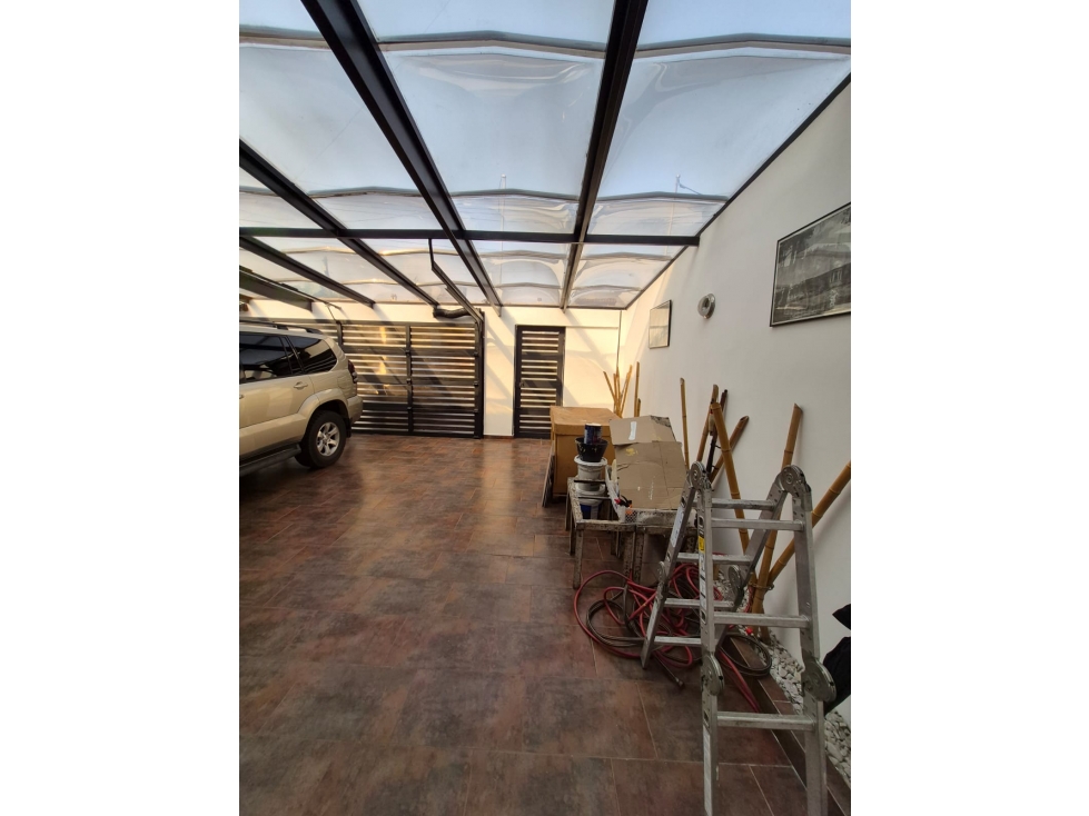 Casa en venta en Modelia, Bogotá · foto 3 de 19