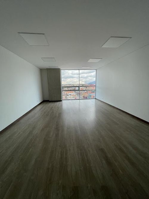 Oficina en venta en Laura Vicuña, Chía, 40 m² · foto 3 de 12