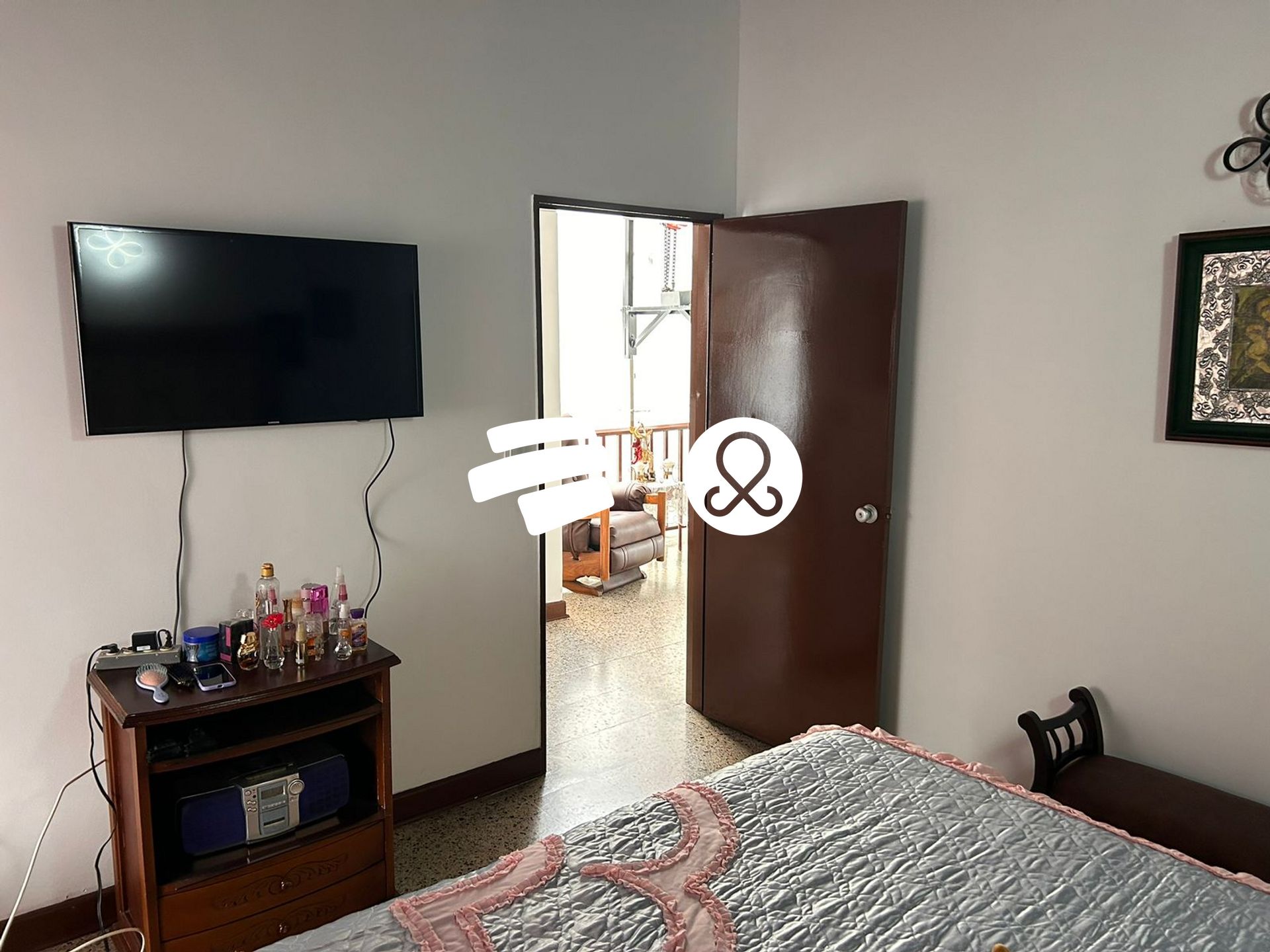 Casa de 5 alcobas en venta en Simon Bolivar, Medellín, 285 m² · foto 10 de 24