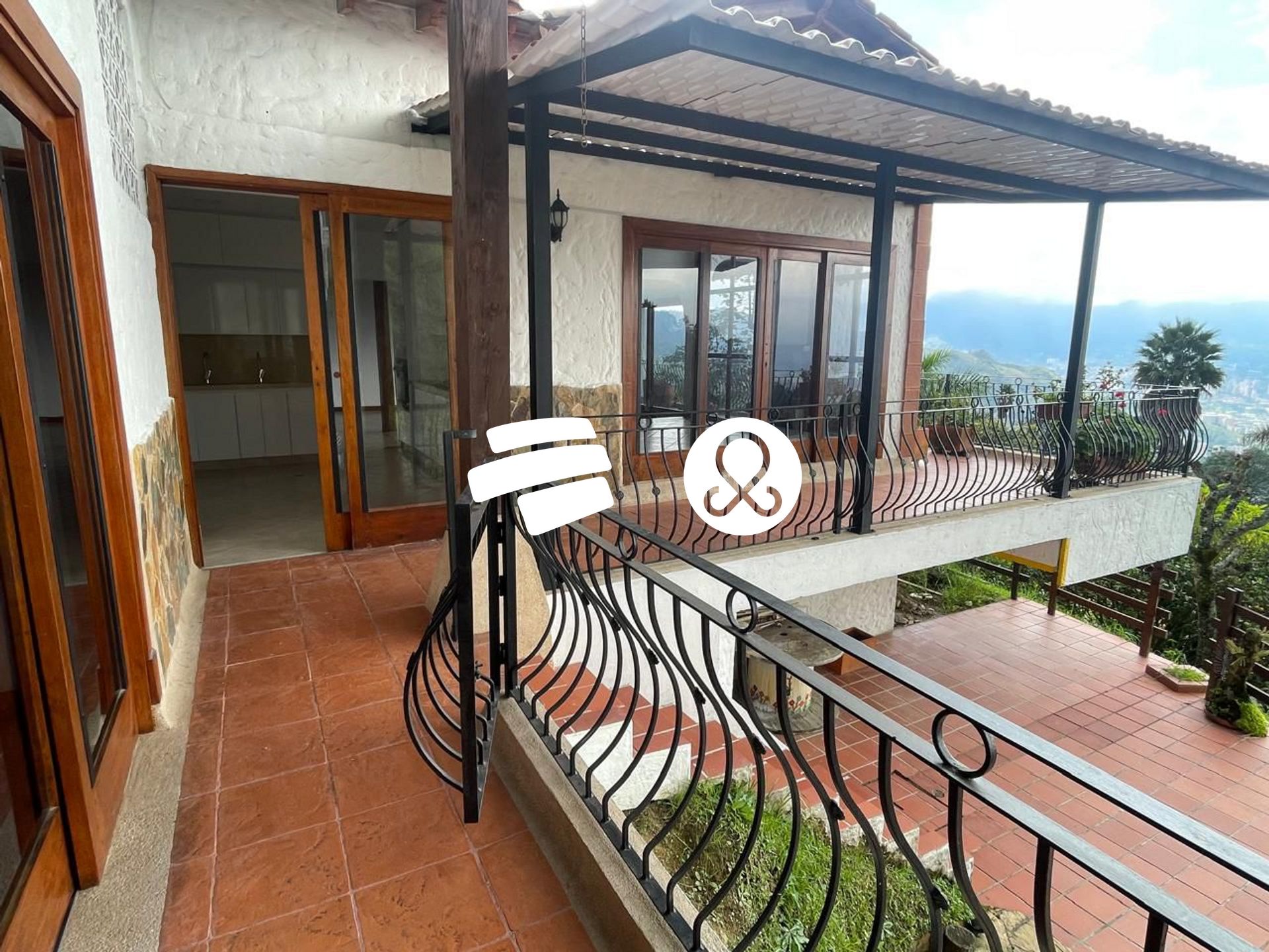 Casa en Venta en Loma del Escobero, Envigado