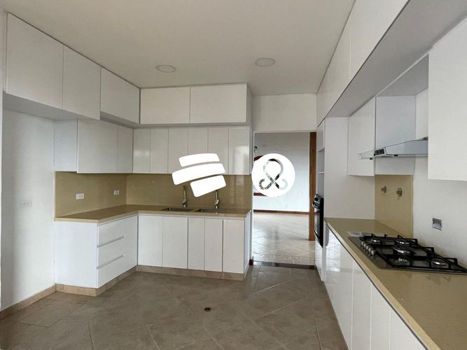 Casa de 4 alcobas en venta en Loma Del Escobero, Envigado · foto 8 de 23