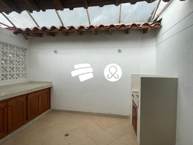 Casa de 4 alcobas en venta en Loma Del Escobero, Envigado · foto 9 de 23