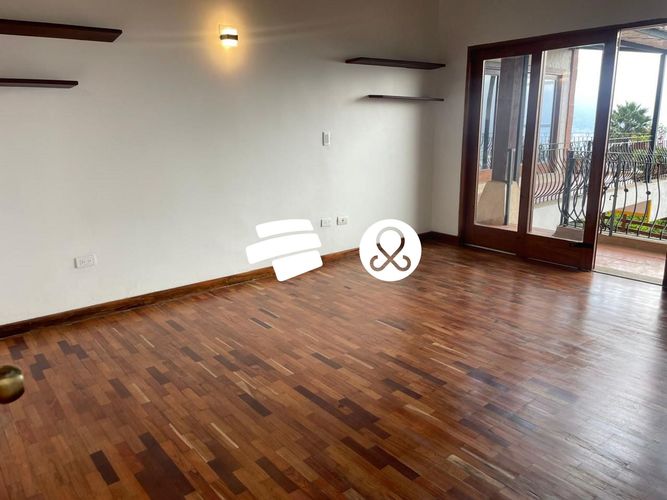 Casa de 4 alcobas en venta en Loma Del Escobero, Envigado · foto 12 de 23
