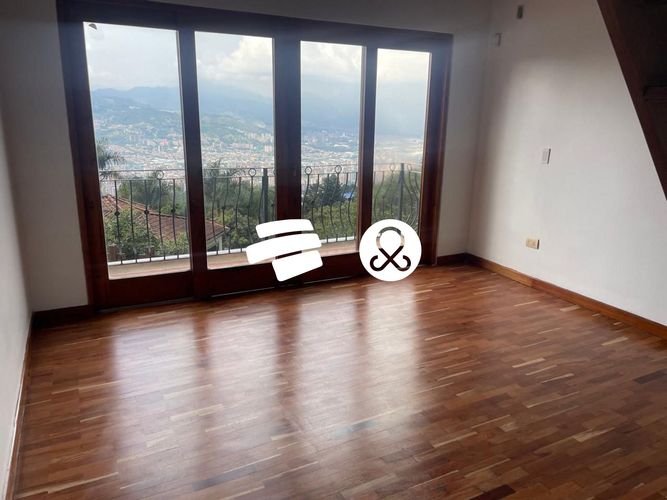Casa de 4 alcobas en venta en Loma Del Escobero, Envigado · foto 13 de 23