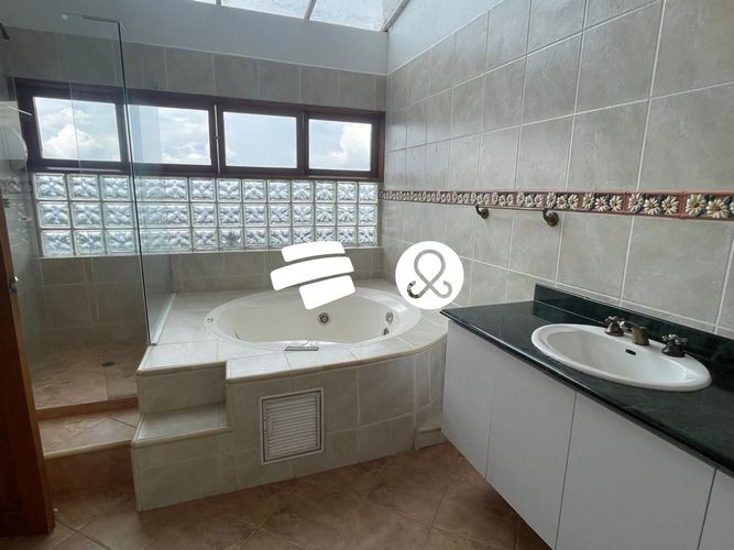 Casa de 4 alcobas en venta en Loma Del Escobero, Envigado · foto 17 de 23