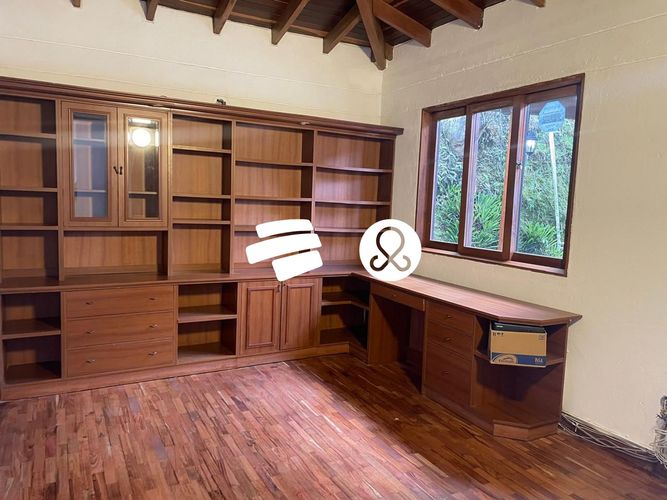 Casa de 4 alcobas en venta en Loma Del Escobero, Envigado · foto 21 de 23