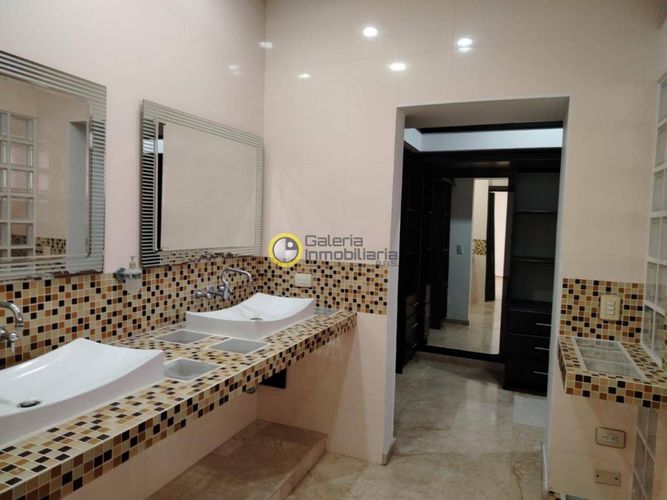 Casa de 3 alcobas en arriendo en Ruitoque, Piedecuesta, 320 m² · foto 10 de 24