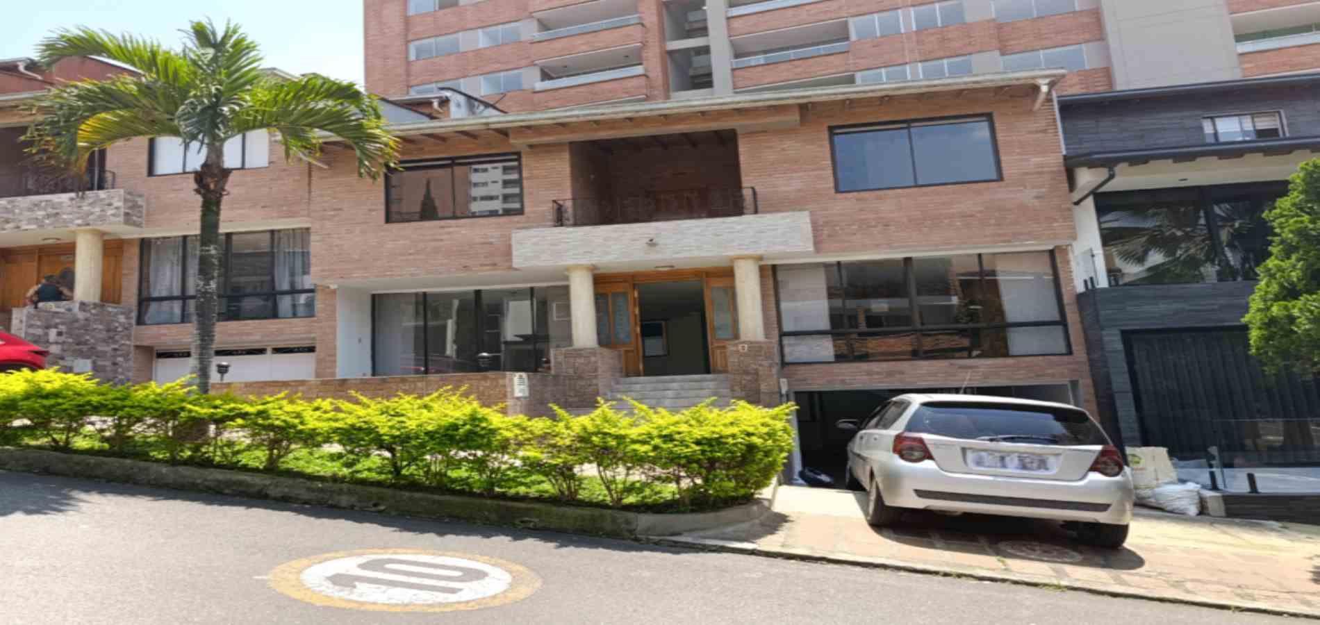 Casa en arriendo en Aves Maria, Sabaneta