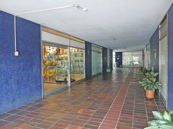 Local en venta en La América, Medellín, 52 m² · foto 2 de 12