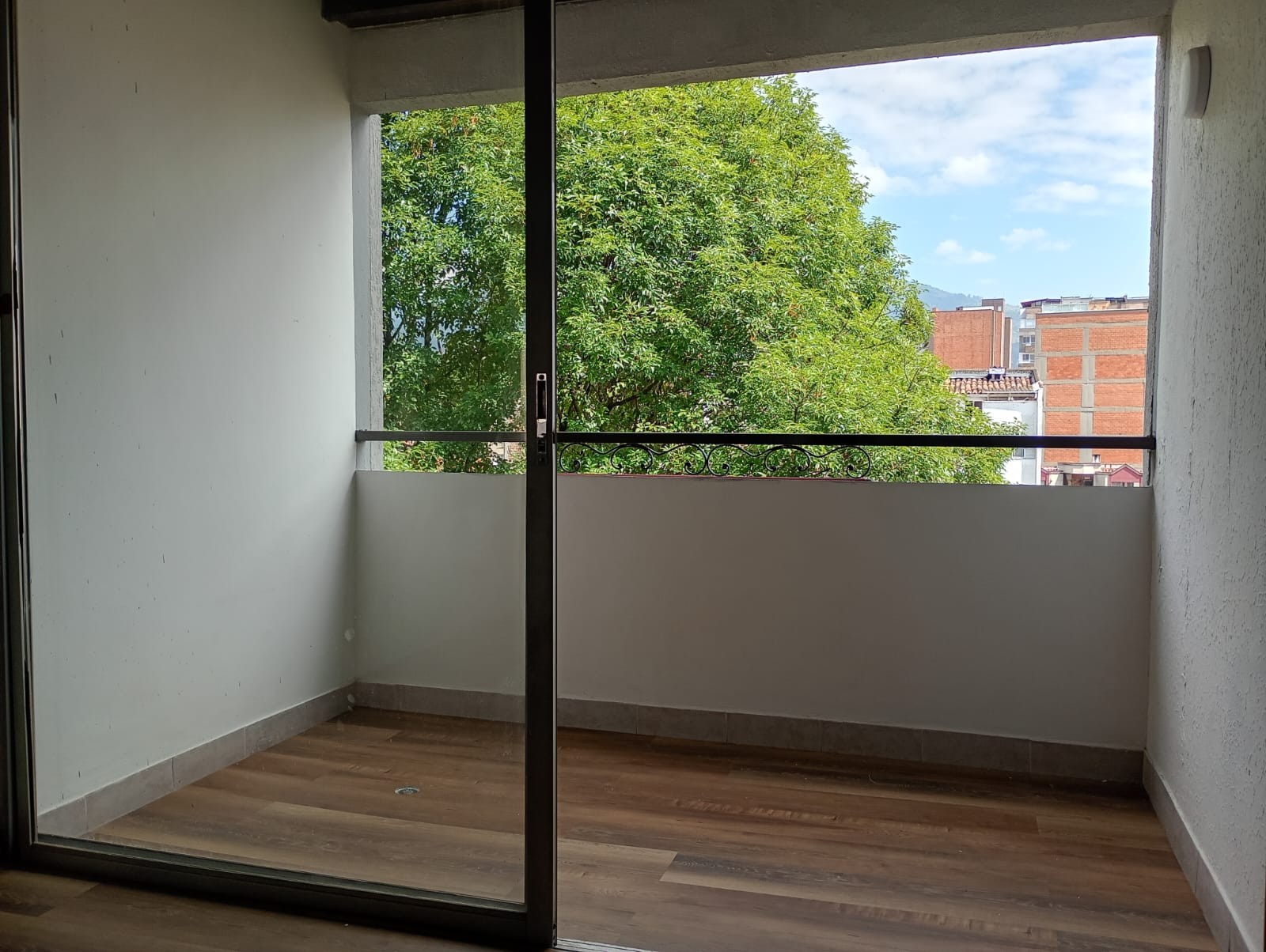 Apartamento en arriendo en Laureles, Medellín · foto 10 de 19