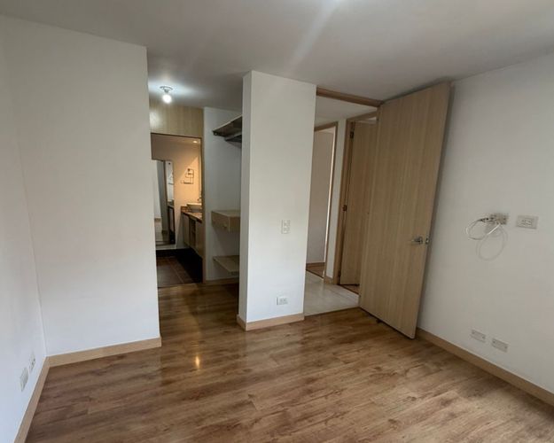 Apartamento de 3 alcobas en venta en Belén, Medellín, 96 m² · foto 9 de 17