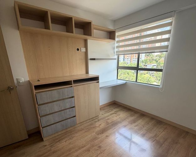 Apartamento de 3 alcobas en venta en Belén, Medellín, 96 m² · foto 10 de 17