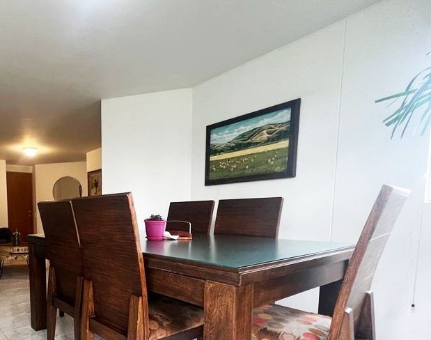 Apartamento en venta en El Poblado, Medellín · foto 3 de 12