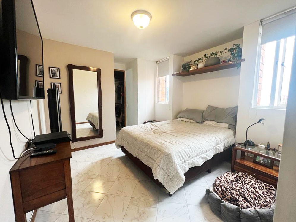 Apartamento en venta en El Poblado, Medellín · foto 9 de 12
