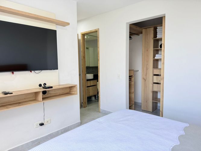 Apartamento de 3 alcobas en arriendo en El Poblado, Medellín, 84 m² · foto 11 de 17