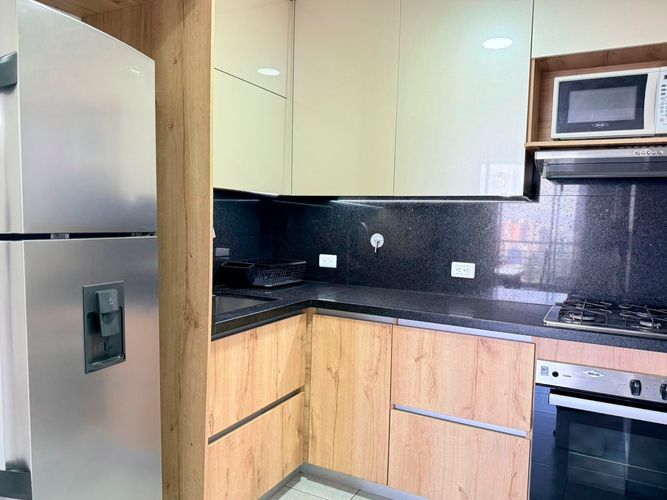 Apartamento de 3 alcobas en arriendo en El Poblado, Medellín, 84 m² · foto 5 de 17