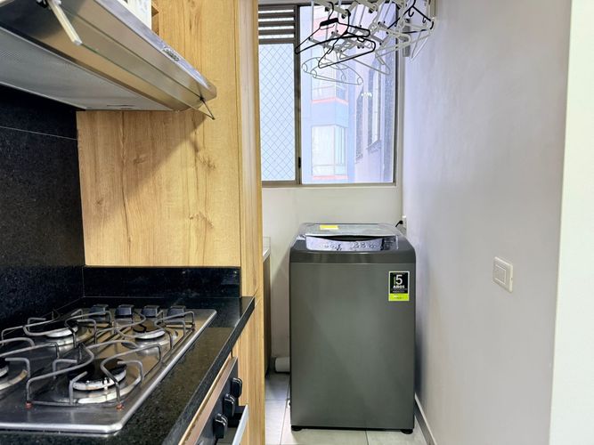 Apartamento de 3 alcobas en arriendo en El Poblado, Medellín, 84 m² · foto 6 de 17