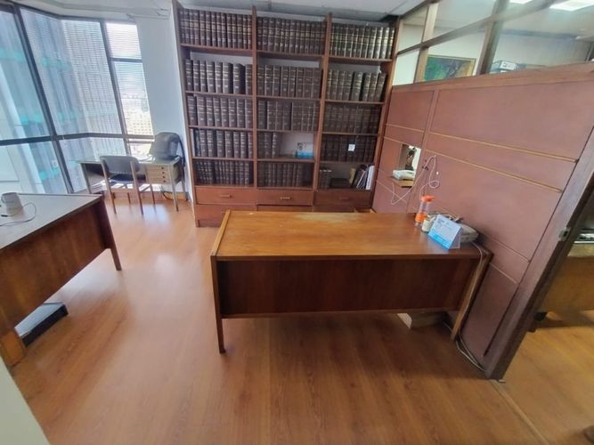 Oficina en venta en La Candelaria, Medellín, 244 m² · foto 6 de 20
