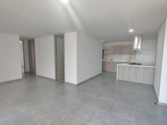 Apartamento de 2 alcobas en arriendo en Pantanillo, Envigado, 86 m² · foto 6 de 16