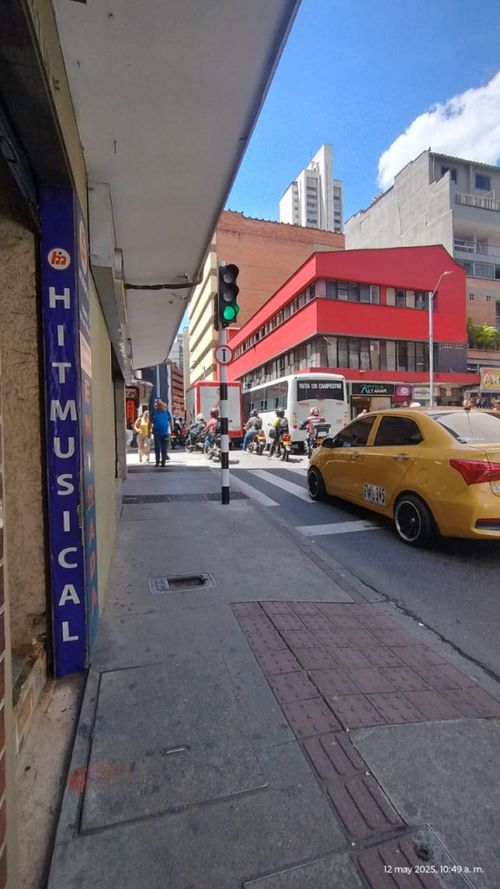 Local en venta en Villa Nueva, Medellín, 211 m² · foto 10 de 15