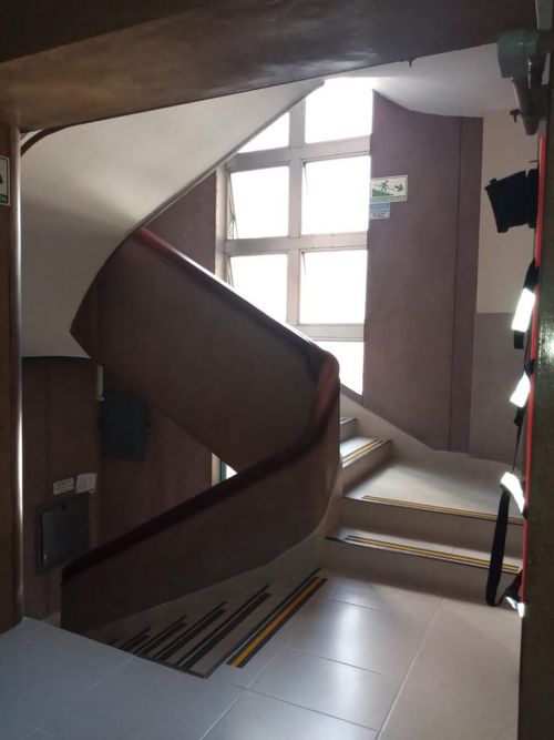 Oficina en arriendo en La Candelaria, Medellín, 35 m² · foto 2 de 15