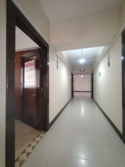 Oficina en arriendo en La Candelaria, Medellín, 35 m² · foto 8 de 15