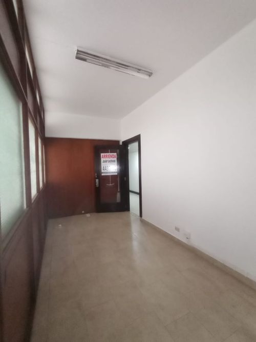 Oficina en arriendo en La Candelaria, Medellín, 35 m² · foto 14 de 15