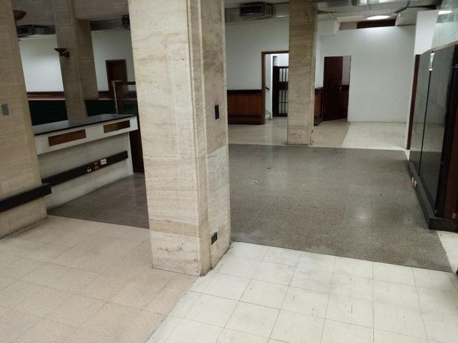 Local en arriendo en La Candelaria, Medellín, 455 m² · foto 11 de 16