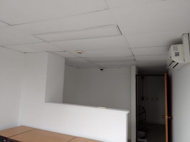Oficina en arriendo en Las Vegas, Envigado, 241 m² · foto 11 de 24