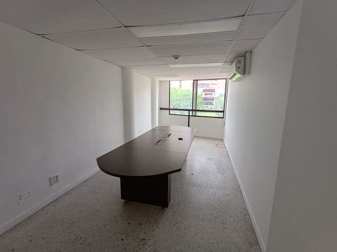 Oficina en arriendo en Las Vegas, Envigado, 241 m² · foto 23 de 24