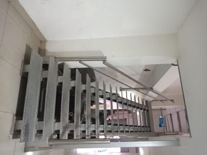 Local en arriendo en La Candelaria, Medellín, 475 m² · foto 5 de 14