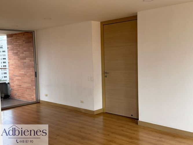 Apartamento de 3 alcobas en venta en El Poblado, Medellín, 135 m² · foto 6 de 24