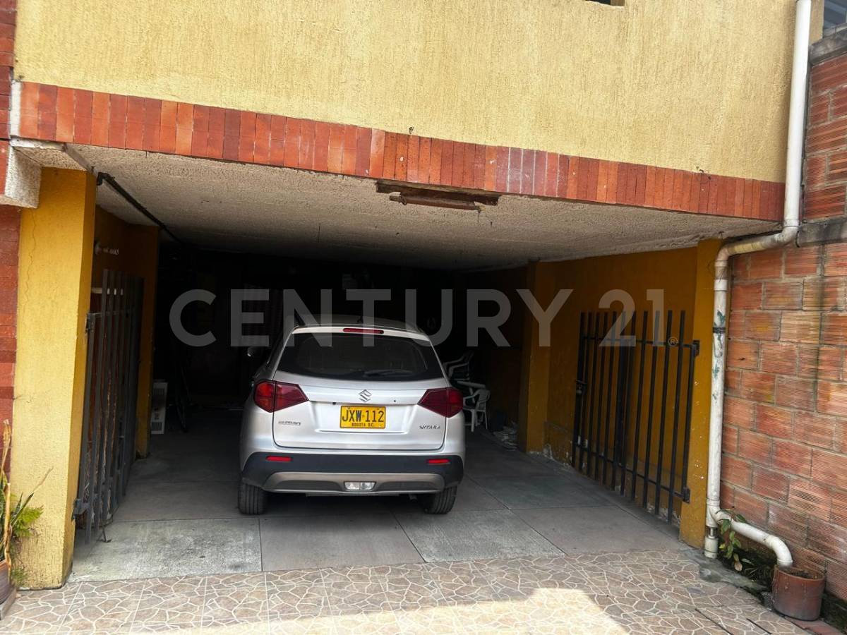 Casa en venta en Ub. De La Sabana, Bogotá · foto 8 de 20