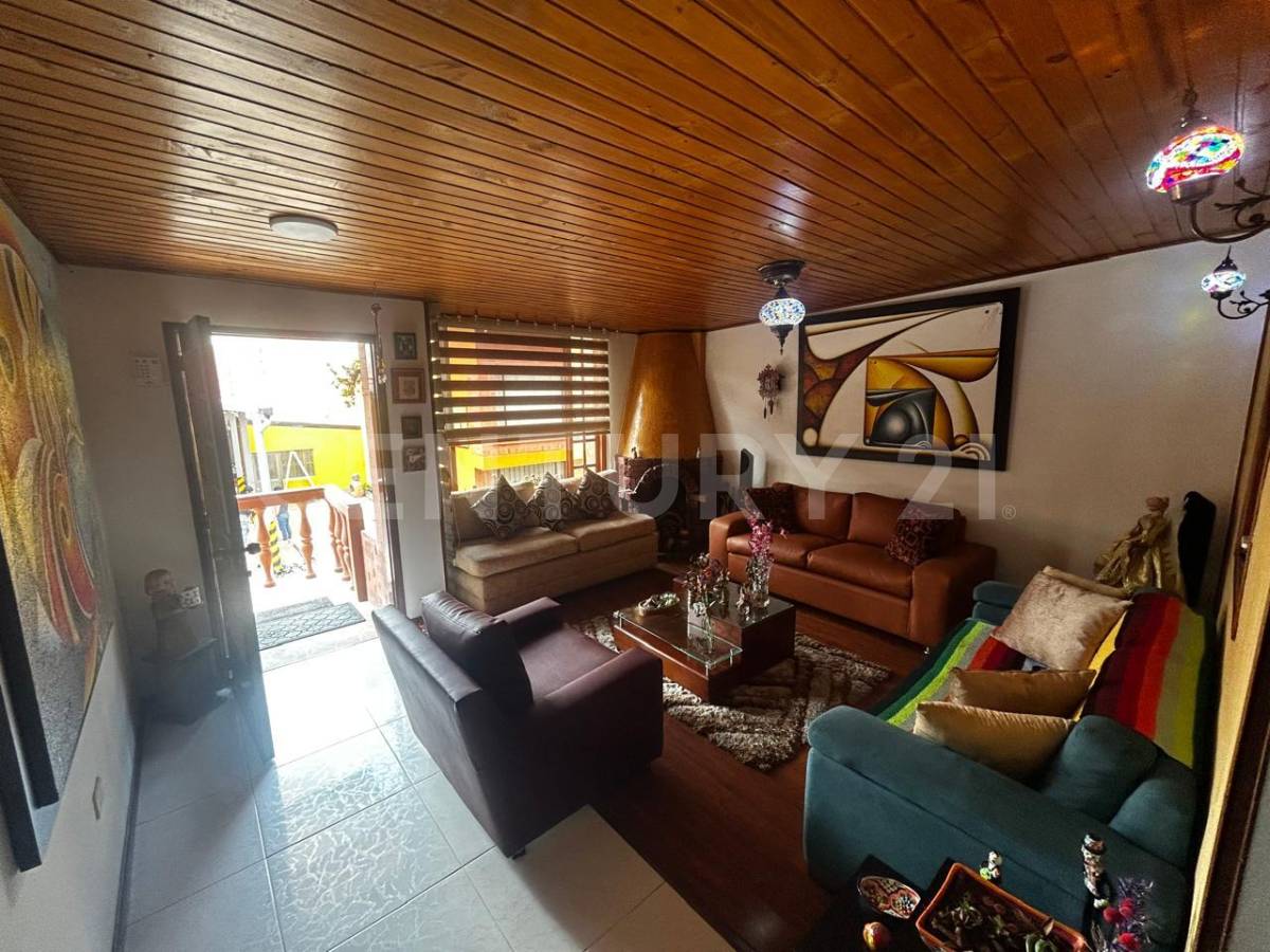 Casa en venta en Ub. De La Sabana, Bogotá · foto 10 de 20