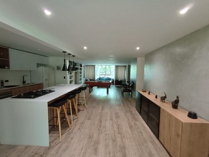 Apartamento de 4 alcobas en venta en Las Lomas, Medellín, 154 m² · foto 3 de 23
