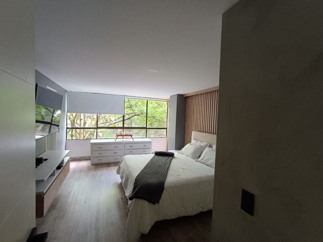 Apartamento de 4 alcobas en venta en Las Lomas, Medellín, 154 m² · foto 8 de 23
