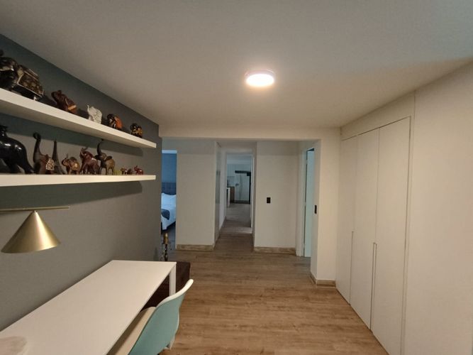 Apartamento de 4 alcobas en venta en Las Lomas, Medellín, 154 m² · foto 10 de 23