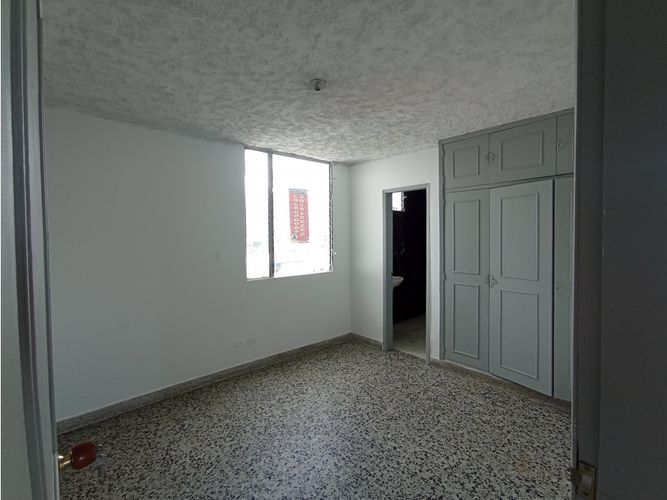 Apartamento de 4 alcobas en venta en Sotomayor, Bucaramanga, 101 m² · foto 13 de 18