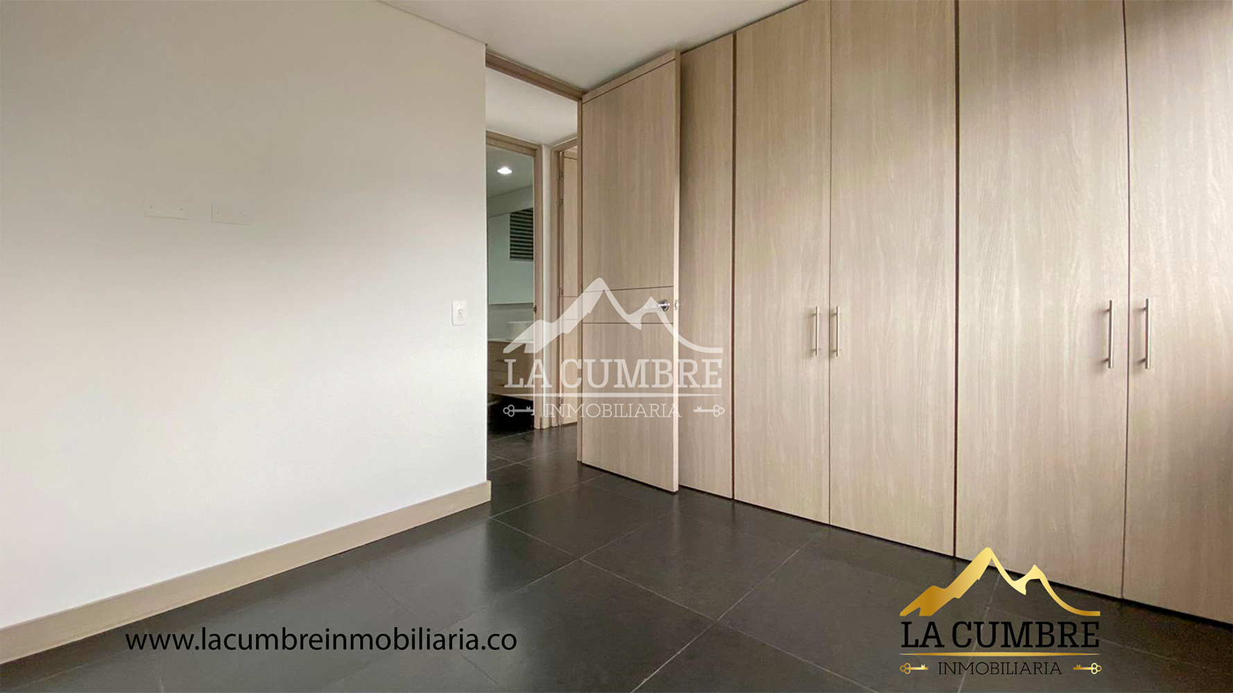Apartamento en arriendo en Los Balsos, Medellín · foto 10 de 13
