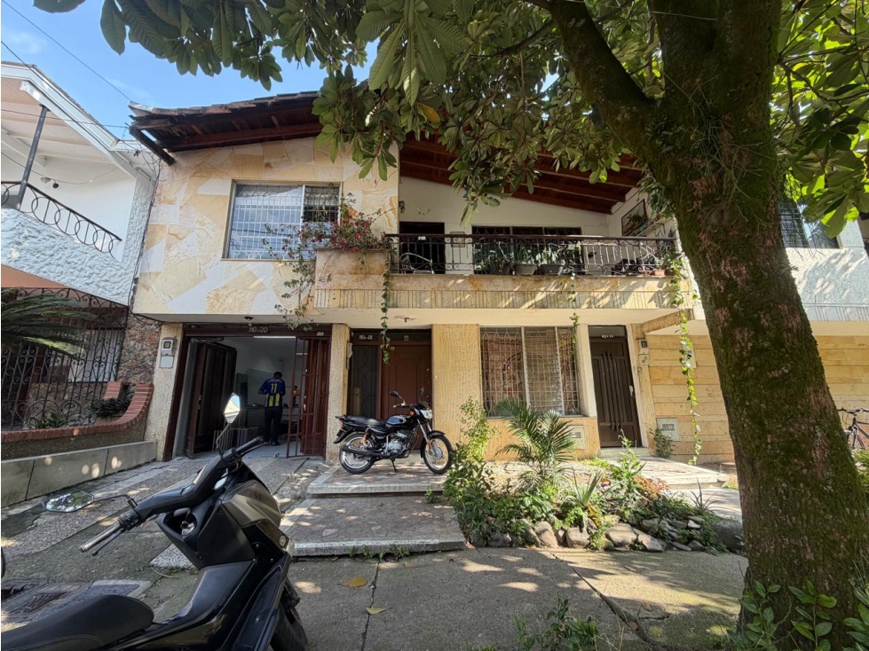 Casa en Venta en La aguacatala, Medellín