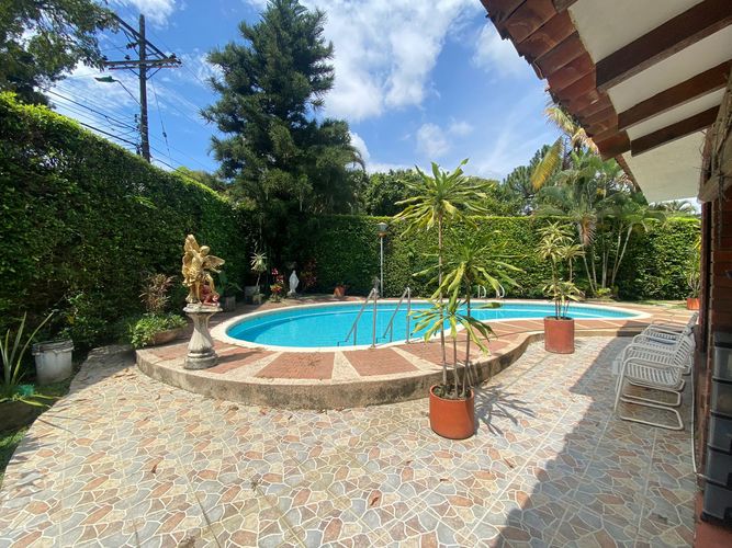 Casa de 5 alcobas en venta en Pance, Cali, 530 m² · foto 2 de 18
