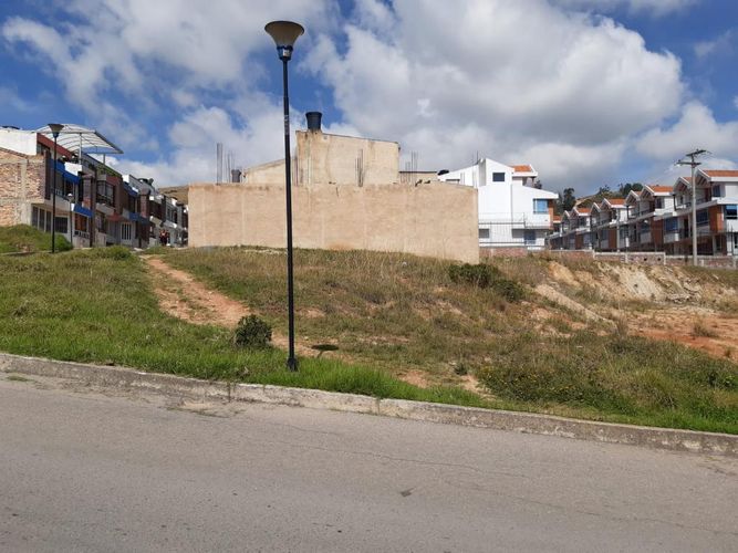 Lote en venta en Coeducadores, Tunja, 1529 m² · foto 5 de 9
